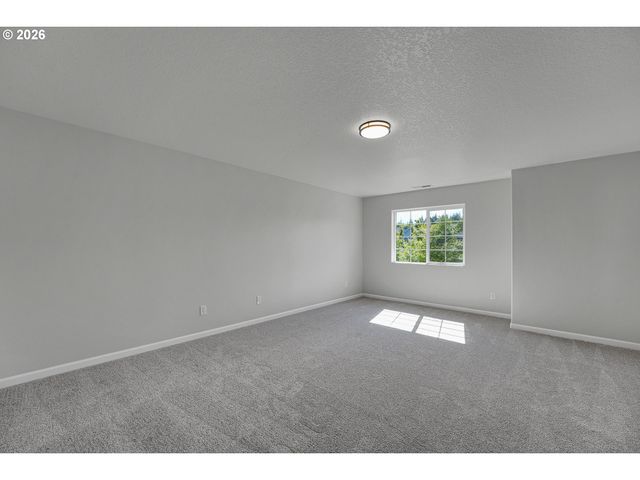 3730 Se OAKLEAF St, Hillsboro, OR 97123