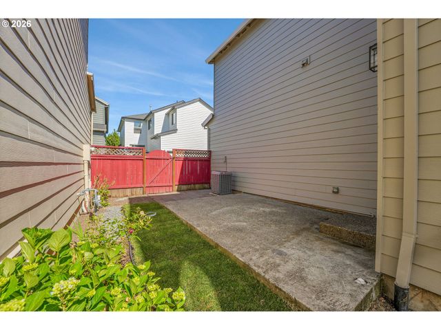 3730 Se OAKLEAF St, Hillsboro, OR 97123