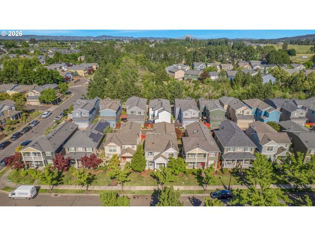3730 Se OAKLEAF St, Hillsboro, OR 97123