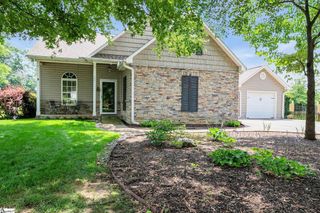 109 Runnymeade Lane, Spartanburg, SC 29301