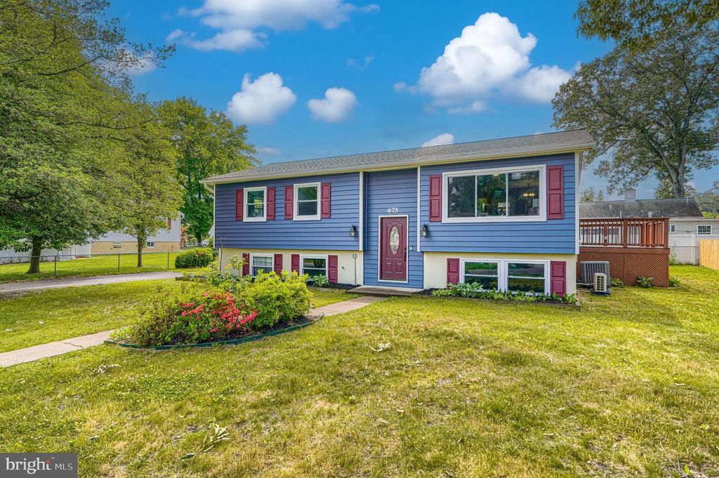 675 211TH ST, Pasadena, MD 21122