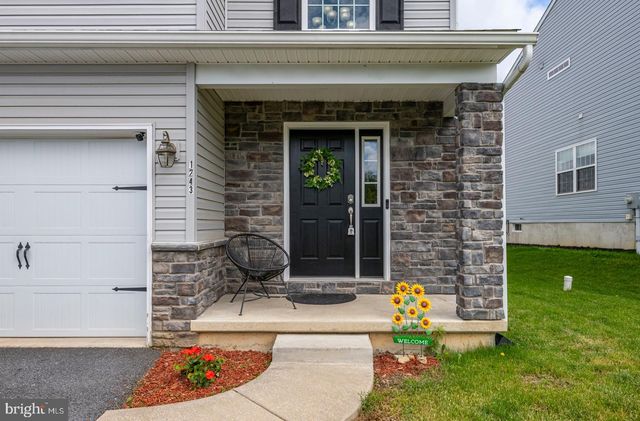1243 FAIRMONT AVE, Temple, PA 19560