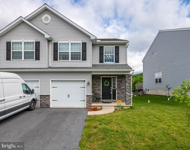 1243 FAIRMONT AVE, Temple, PA 19560