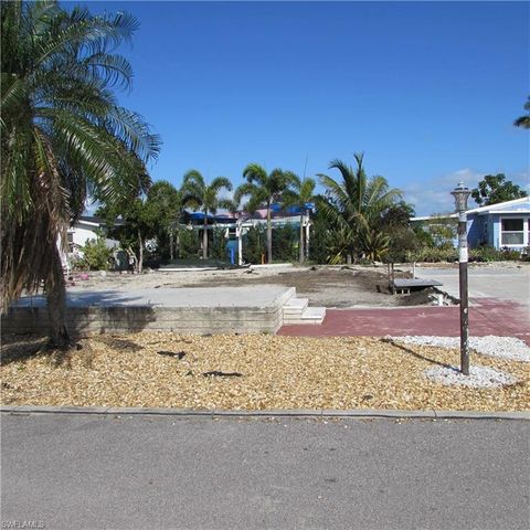 4958 Mullette LN, St. James City, FL 33956