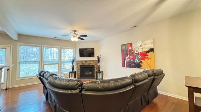 2160 Greencrest Circle, Alpharetta, GA 30004