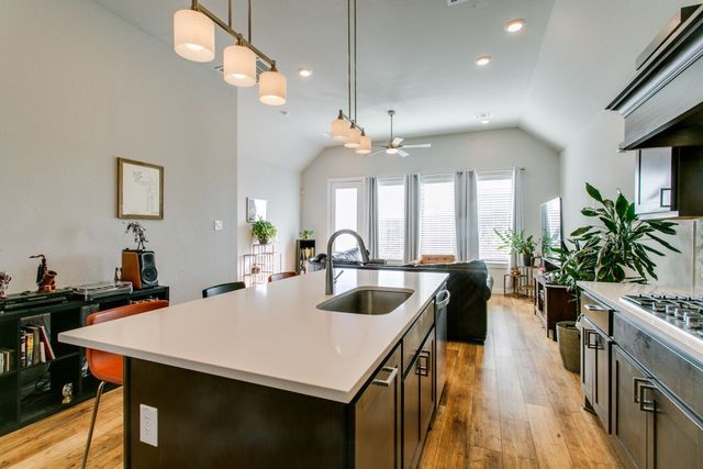 2324 ROOK Drive, Dallas, TX 75211