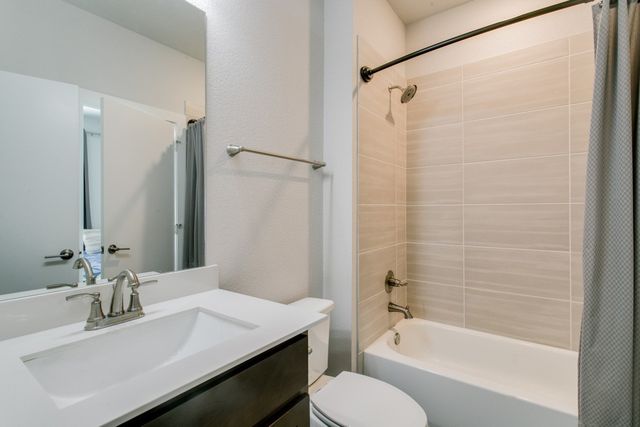 2324 ROOK Drive, Dallas, TX 75211