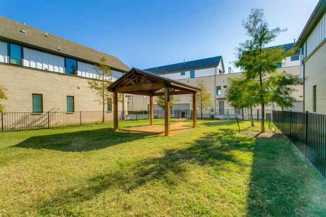 2324 ROOK Drive, Dallas, TX 75211