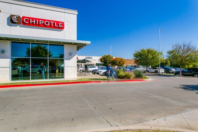 2324 ROOK Drive, Dallas, TX 75211