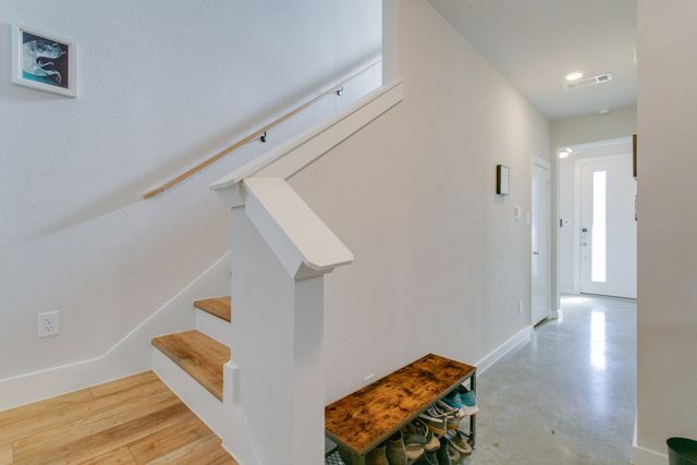 2324 ROOK Drive, Dallas, TX 75211