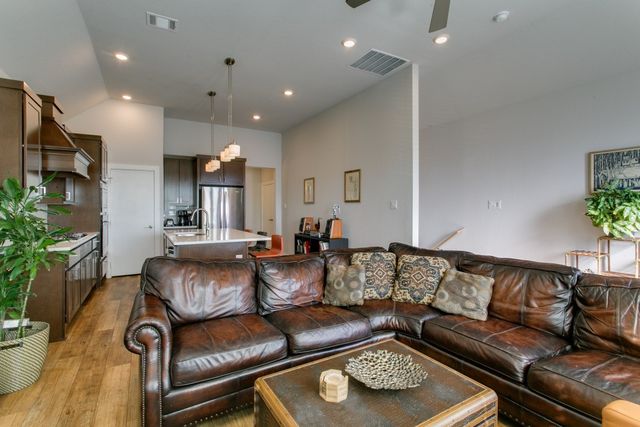 2324 ROOK Drive, Dallas, TX 75211