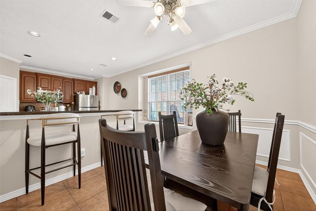 3418 Skyline Village Drive, Houston, TX 77057