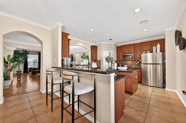 3418 Skyline Village Drive, Houston, TX 77057