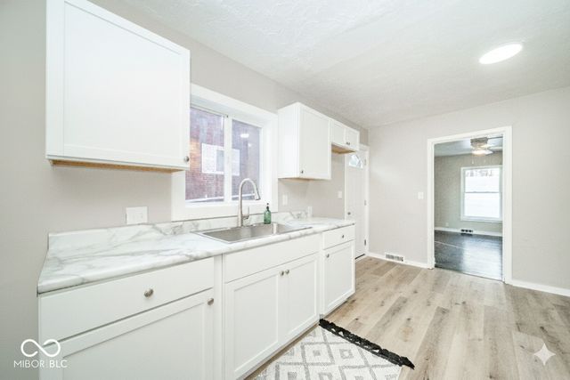 1633 W 10th Street, Anderson, IN 46016