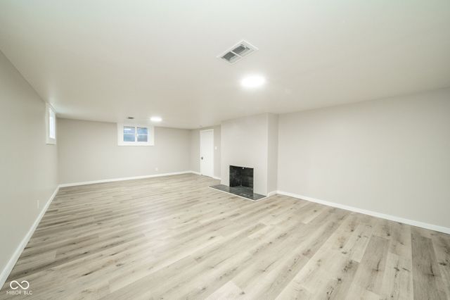 1633 W 10th Street, Anderson, IN 46016