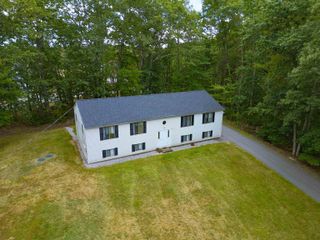 30 Johnson Meadow Rd # And # B, Hampstead, NH 03841