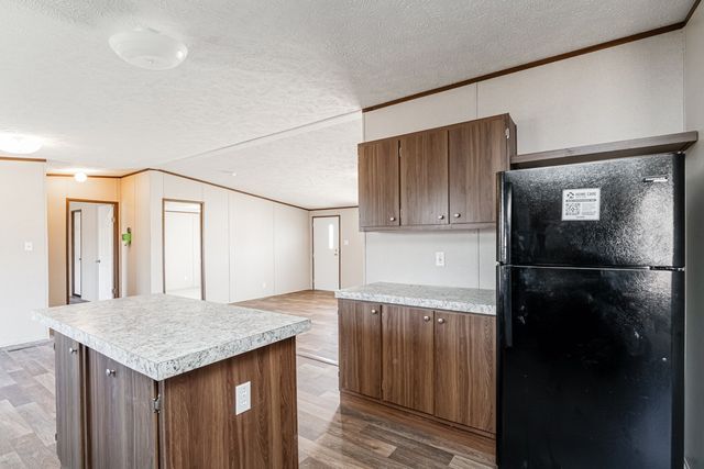 9410 Sunrise Rd, Red Boiling Springs, TN 37150