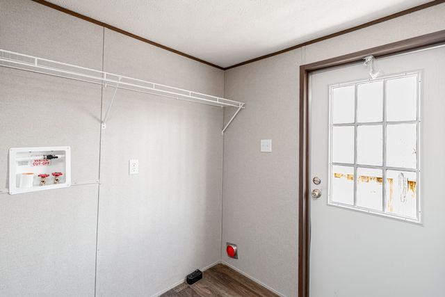 9410 Sunrise Rd, Red Boiling Springs, TN 37150