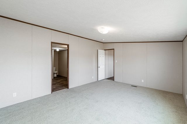 9410 Sunrise Rd, Red Boiling Springs, TN 37150