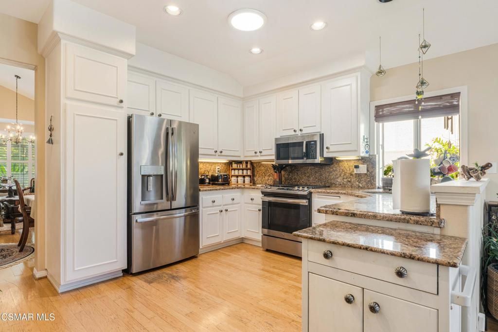 542 Timberwood Avenue, Thousand Oaks, CA 91360 — photo 4