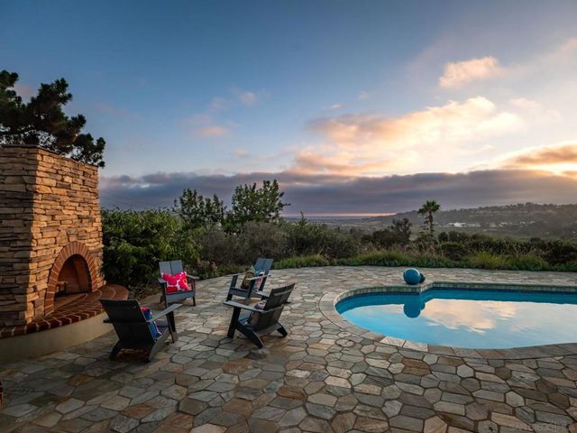 16532 Los Morros, Rancho Santa Fe, CA 92067