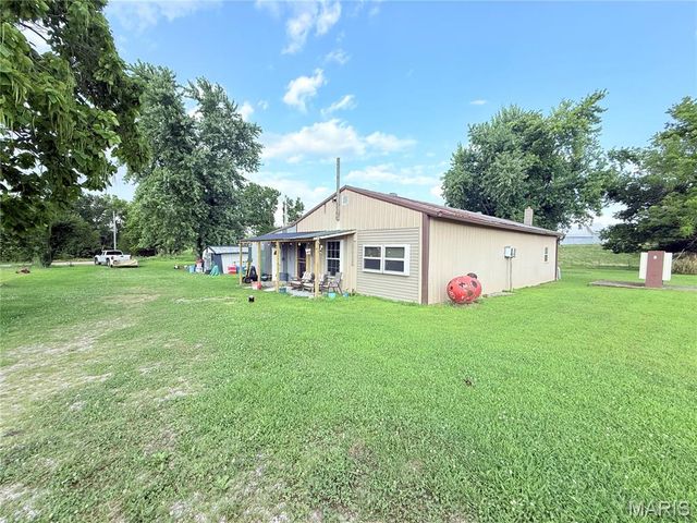2110 State Highway OO, Farmington, MO 63640