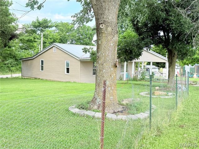 2110 State Highway OO, Farmington, MO 63640