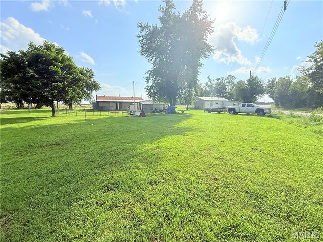 2110 State Highway OO, Farmington, MO 63640
