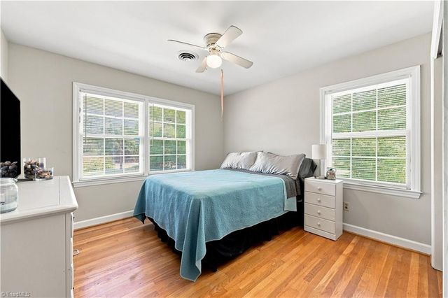 1011 W Mountain Street, Kernersville, NC 27284
