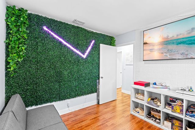 6711 NW 28th Avenue, Fort Lauderdale, FL 33309