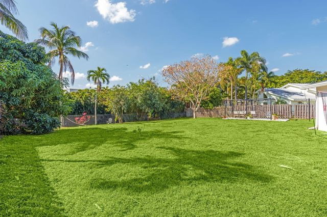 6711 NW 28th Avenue, Fort Lauderdale, FL 33309