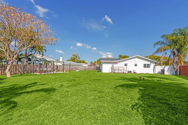 6711 NW 28th Avenue, Fort Lauderdale, FL 33309