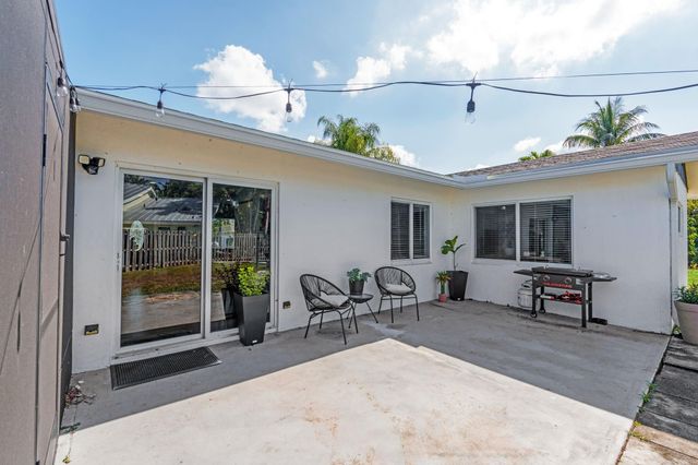 6711 NW 28th Avenue, Fort Lauderdale, FL 33309