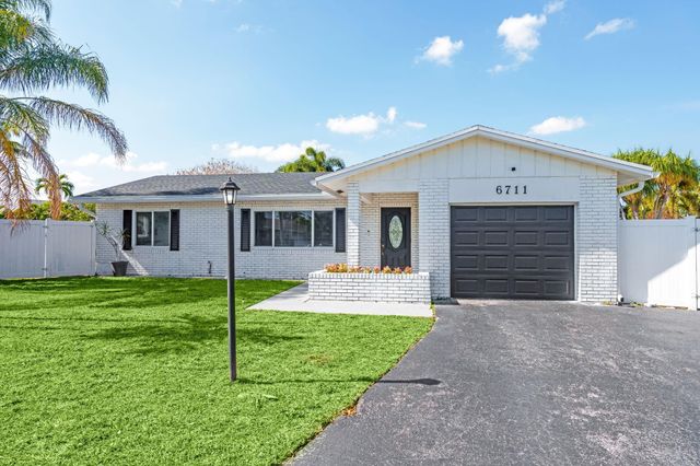6711 NW 28th Avenue, Fort Lauderdale, FL 33309