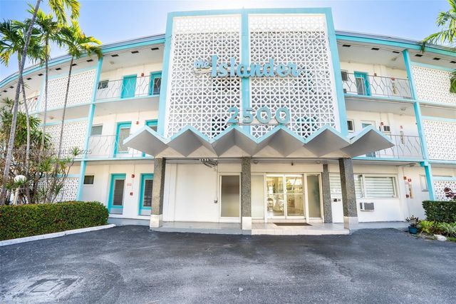 2500 Diana Dr 306, Hallandale Beach, FL 33009
