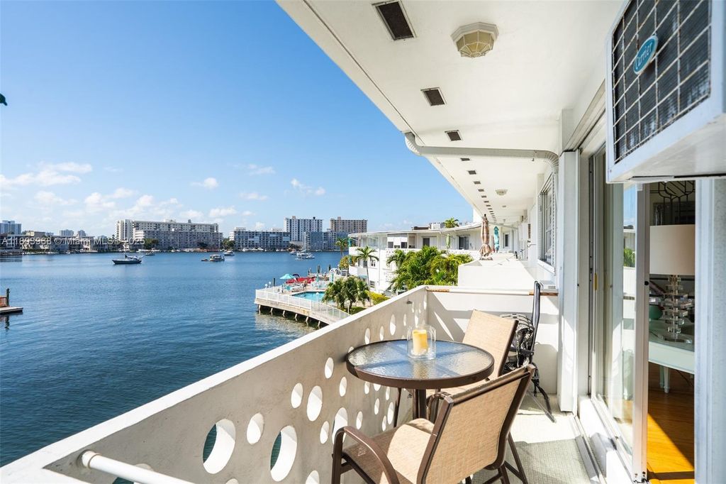 2500 Diana Dr 306, Hallandale Beach, FL 33009