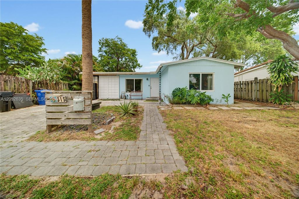 315 SW 19th St, Fort Lauderdale, FL 33315