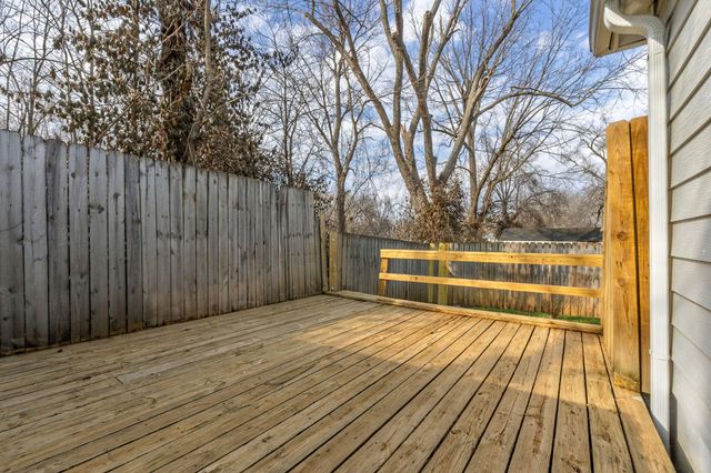 629 S Glenn Avenue, Springfield, MO 65802