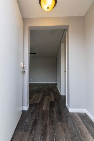 629 S Glenn Avenue, Springfield, MO 65802