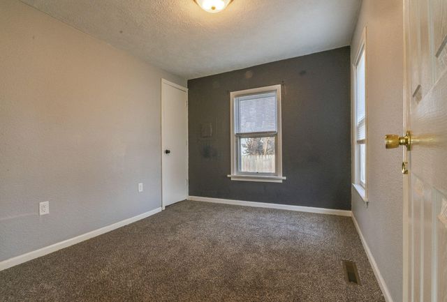 629 S Glenn Avenue, Springfield, MO 65802