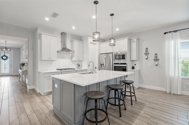 5540 DEL CORONADO DRIVE, Apollo Beach, FL 33572