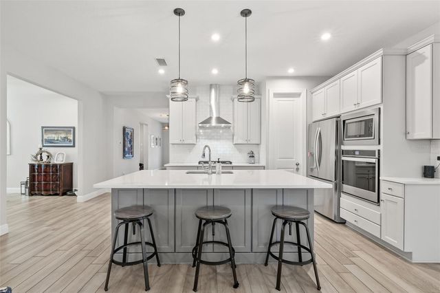 5540 DEL CORONADO DRIVE, Apollo Beach, FL 33572