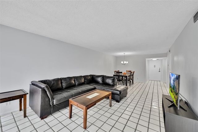 800 Parkview Drive 218, Hallandale Beach, FL 33009