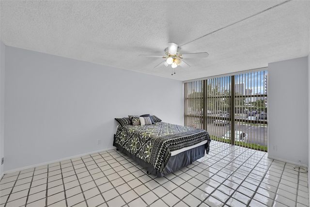 800 Parkview Drive 218, Hallandale Beach, FL 33009