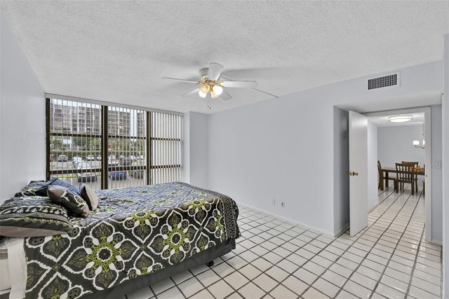 800 Parkview Drive 218, Hallandale Beach, FL 33009