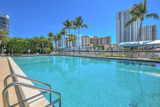 800 Parkview Drive 218, Hallandale Beach, FL 33009