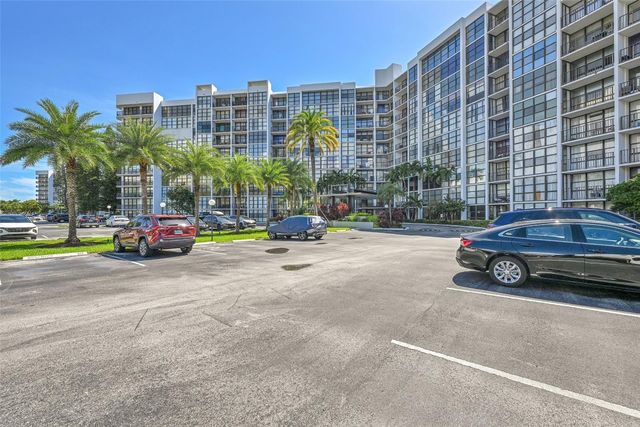 800 Parkview Drive 218, Hallandale Beach, FL 33009