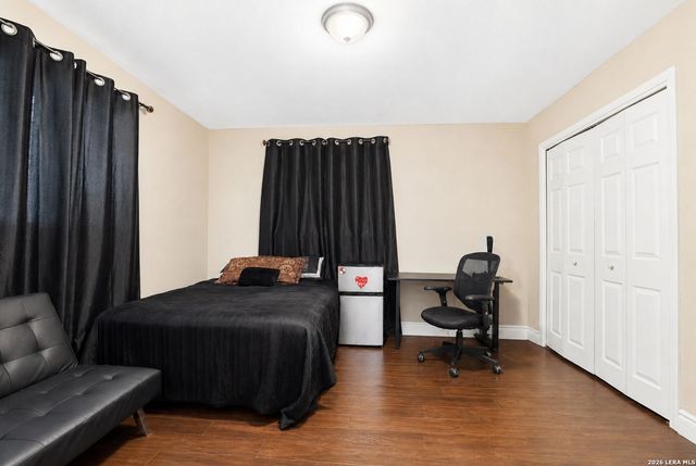 109 ATWATER DR, Castle Hills, TX 78213