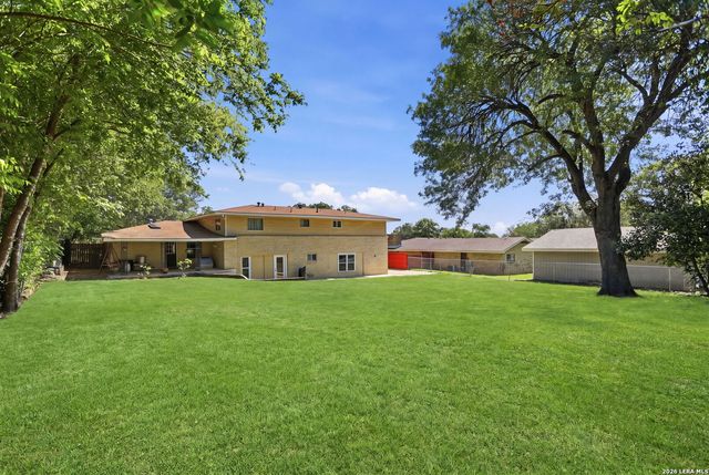 109 ATWATER DR, Castle Hills, TX 78213