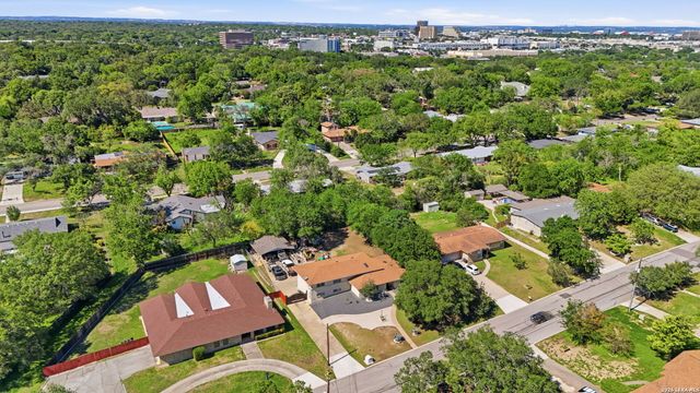 109 ATWATER DR, Castle Hills, TX 78213